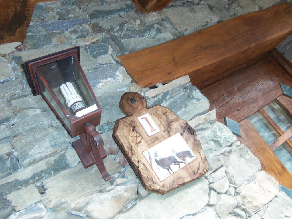 Affittacamere Saint Salod Charvensod Rum bild