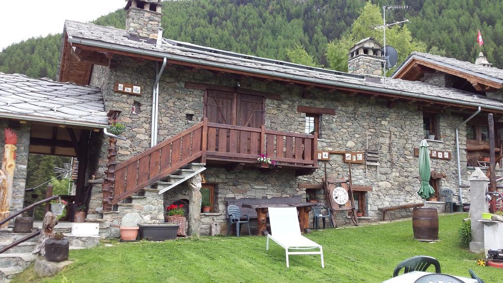 Affittacamere Saint Salod Charvensod Exteriör bild